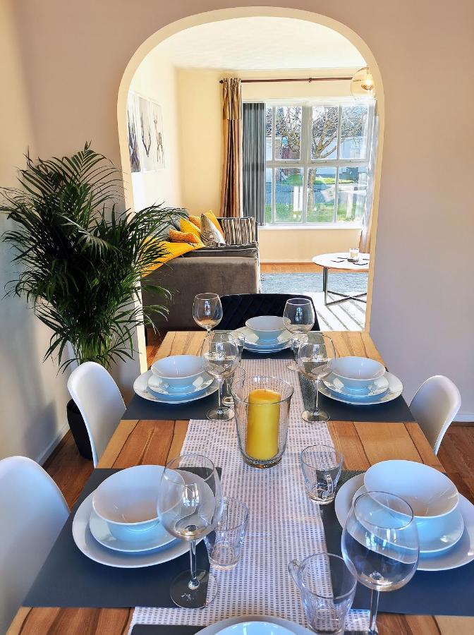 Emerald House - Spacious 3 Bed House With Ensuite Parking Gardens And Netflix 利明顿 外观 照片