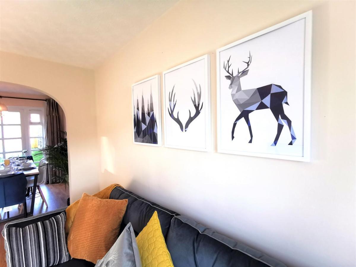 Emerald House - Spacious 3 Bed House With Ensuite Parking Gardens And Netflix 利明顿 外观 照片
